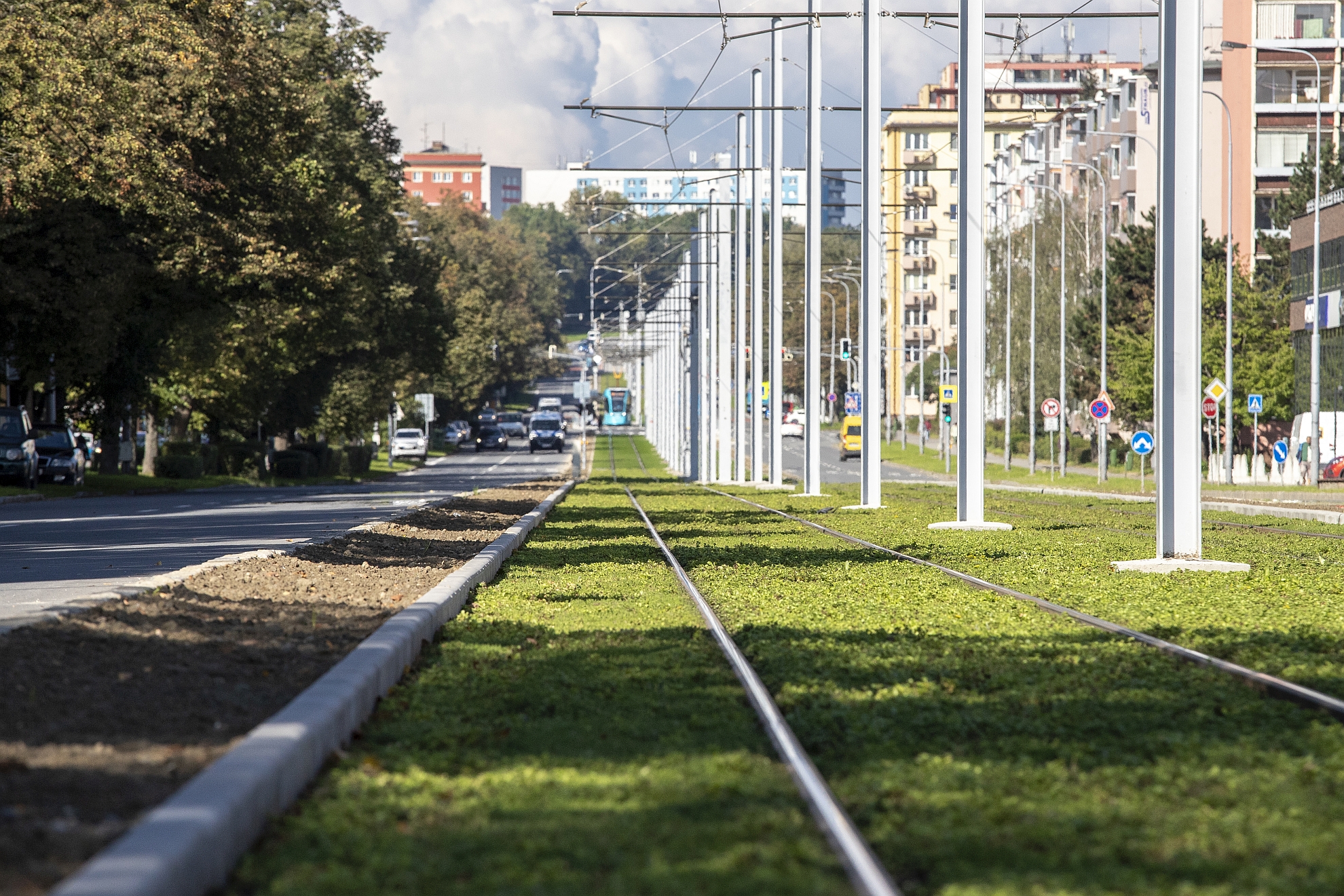 Tramvajový pás v Porubě. Foto: Adolf Horsinka